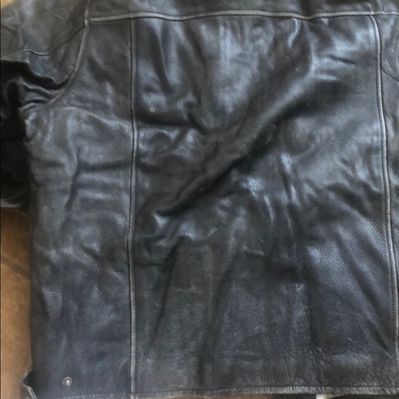 Leather jacket - Picture 4 of 4